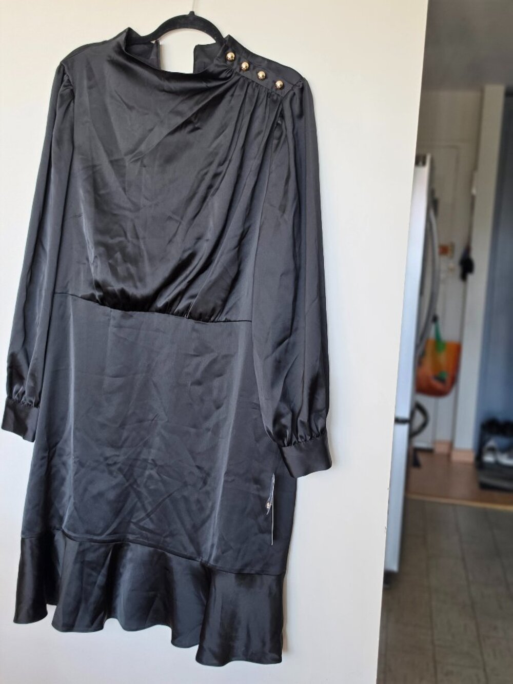 NWT Maggy London Black Satin Mock Neck Asymmetric Gold Button Ruffle Dress